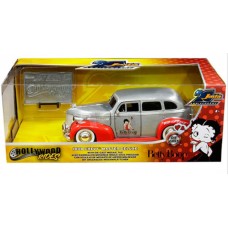 Jada 1/24 Scale 20th Anniversary - Hollywood Rides - Betty Boop 1939 Chevrolet Master Deluxe